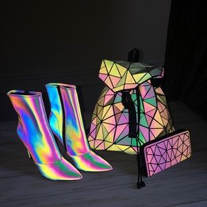 COPY - Steve Madden Reflective shoe (backpack & wallet)